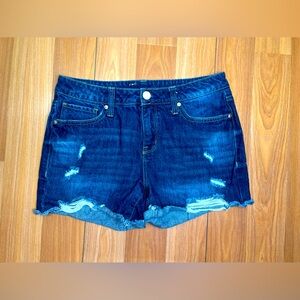 Seven7 Weekends Demin Short Cutoff Distressed size 4 women’s like new